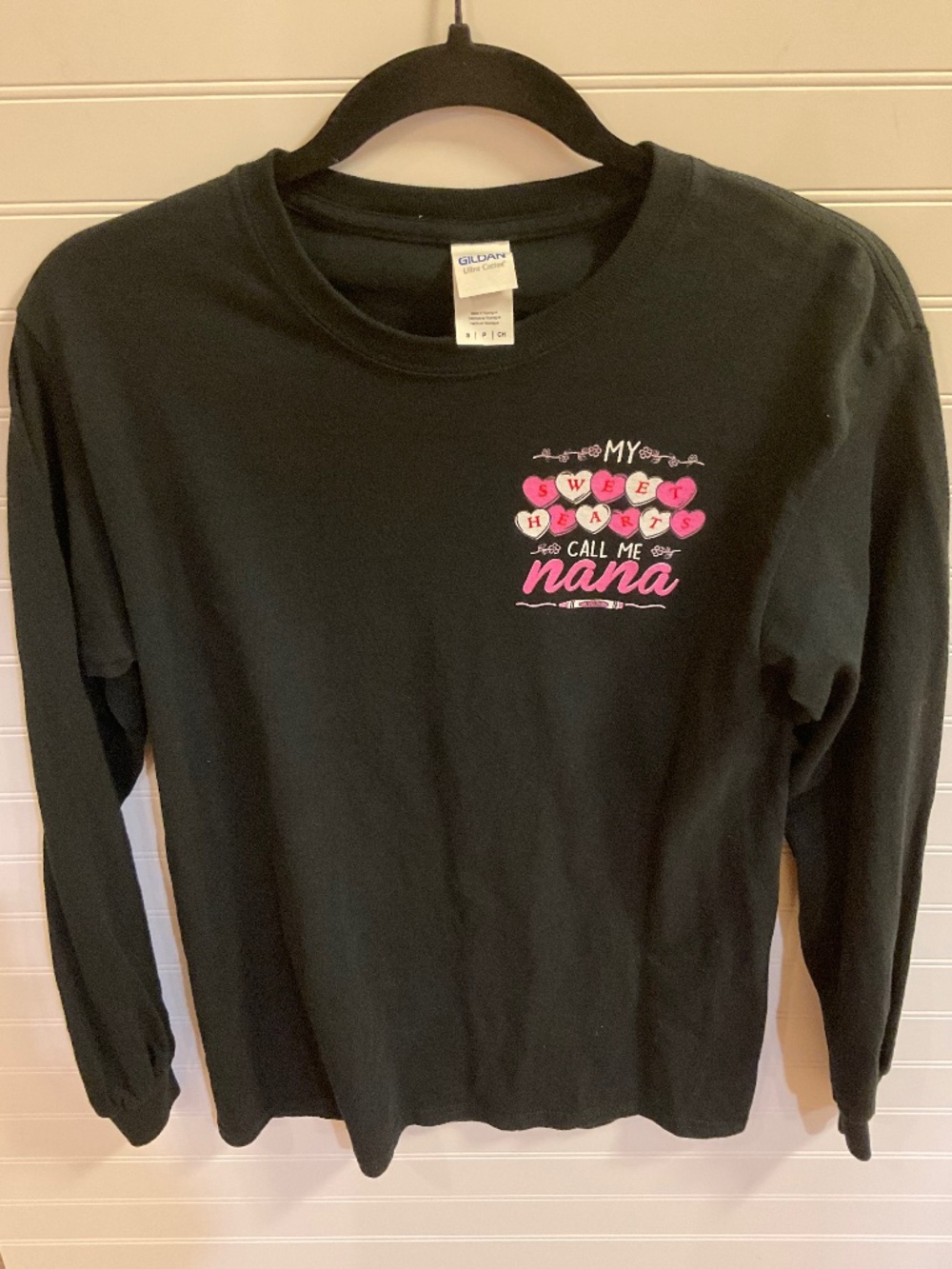 My Sweet Hearts Call Me Nana Black Long Sleeve Graphic Shirt Size Small